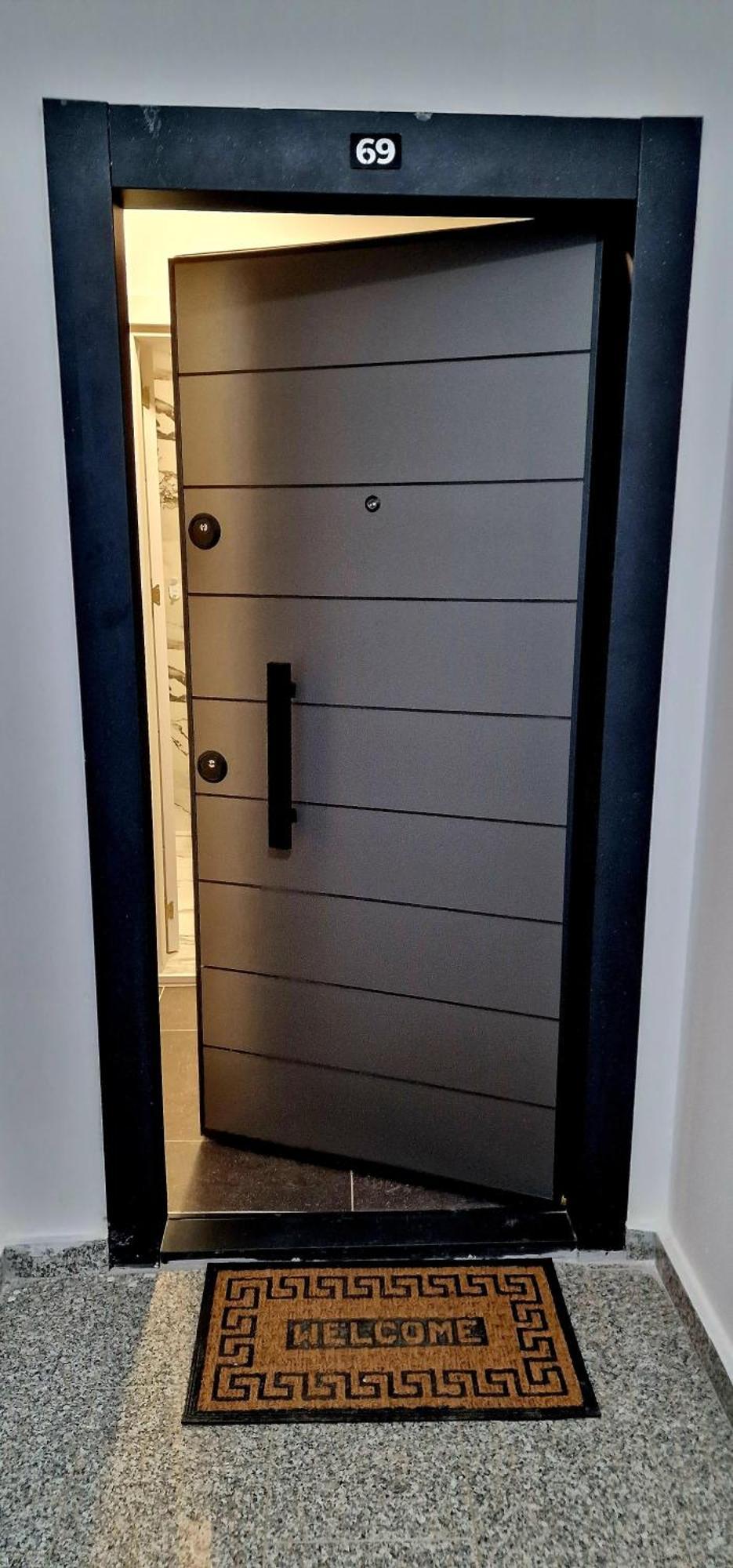 Luxury Apartment Iva VI Skopje Bagian luar foto