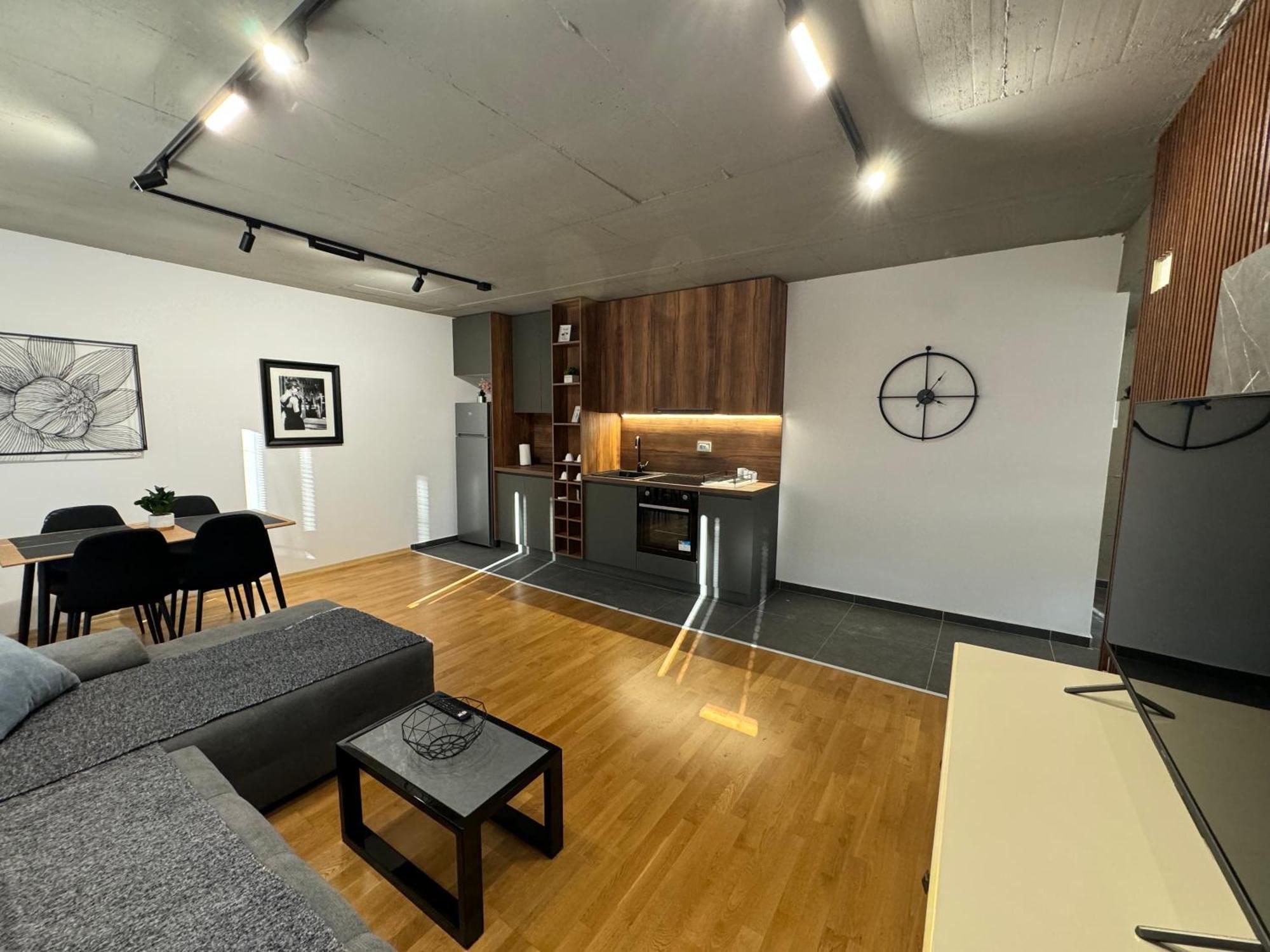 Luxury Apartment Iva VI Skopje Bagian luar foto